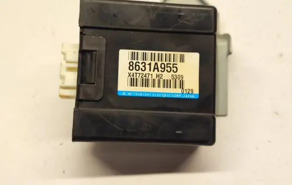 Mitsubishi Outlander Other devices 8631A955 X4T72471