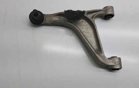 Infiniti M Y51 Rear upper control arm/wishbone 555011MA0A
