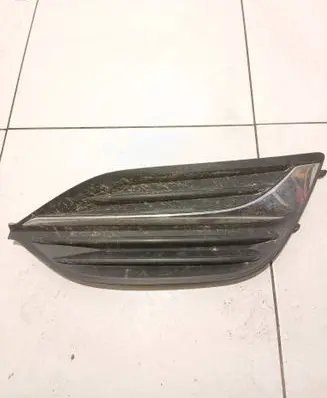 Opel Insignia B Front bumper lower grill 39112221 551004542