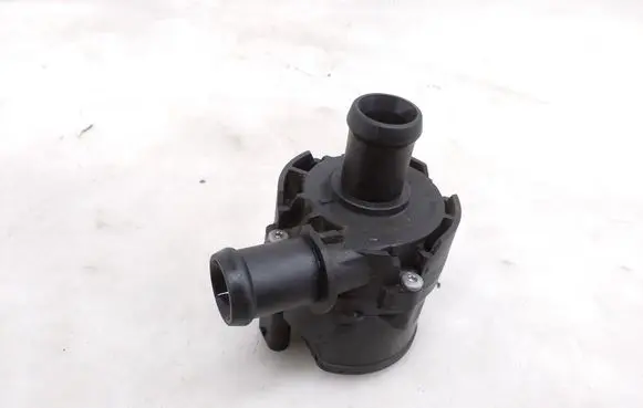 Seat Alhambra (Mk2) Electric auxiliary coolant/water pump 5C0965567 5C0965561
