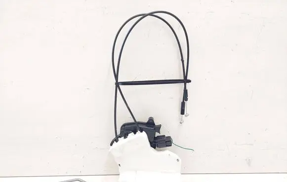 Peugeot iOn Rear door lock