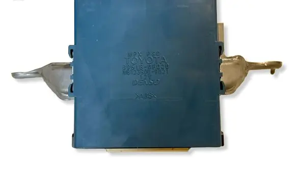 Toyota Corolla Verso AR10 Combustion control unit/module 896180F020