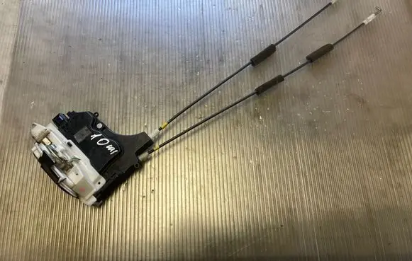 Front door lock