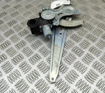Toyota Camry VIII XV70 Rear window lifting mechanism without motor 8572033300 0620205200