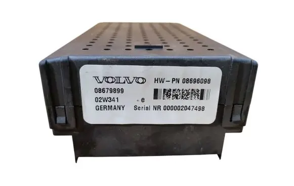 Volvo S60 Fuse module 08679899 08696098 02W341