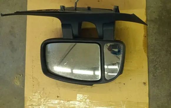 Renault Master III Front door electric wing mirror 