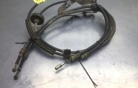 Audi A4 S4 B7 8E 8H Hand brake release cable 8E0609722