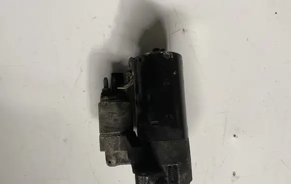 Audi Q7 4L Starter motor 059911024