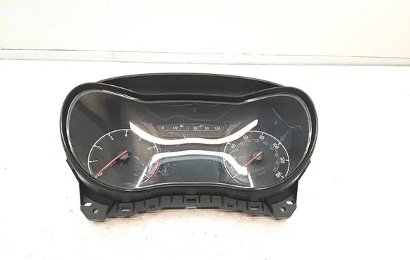 Opel Corsa E Speedometer (instrument cluster) 367030224
