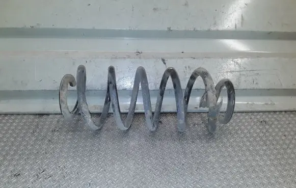Toyota Verso Rear coil spring