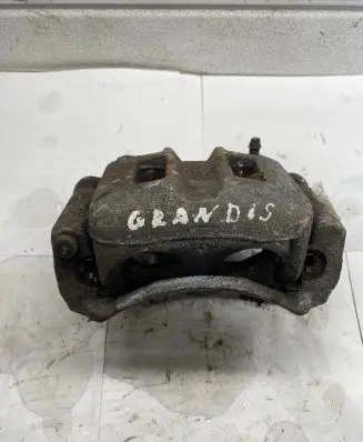 Mitsubishi Grandis Front brake caliper