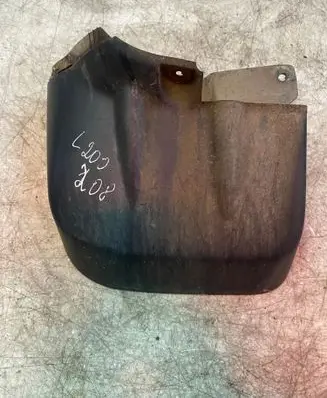 Mitsubishi L200 Rear mudguard 