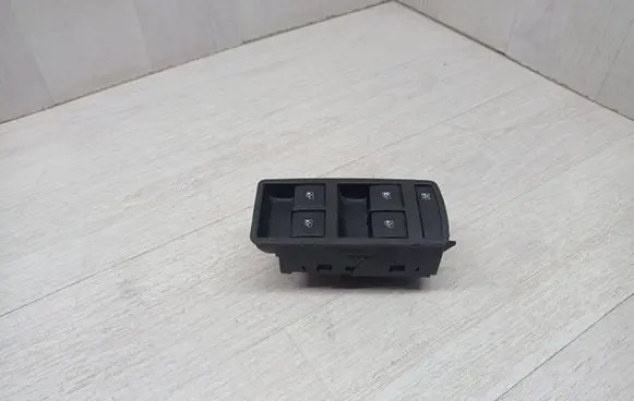 Opel Insignia A Electric window control switch 13305009 13222224