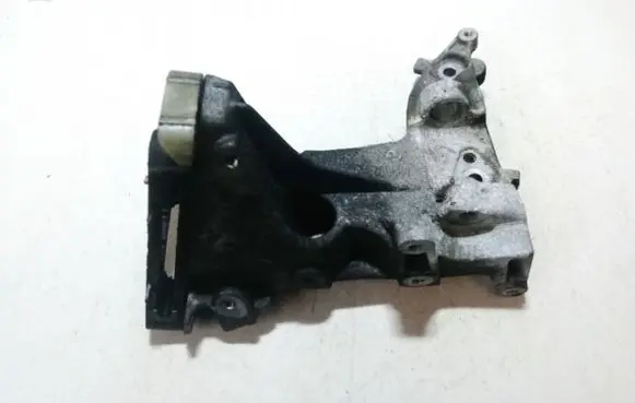 Peugeot 307 Engine mounting bracket 9659200880