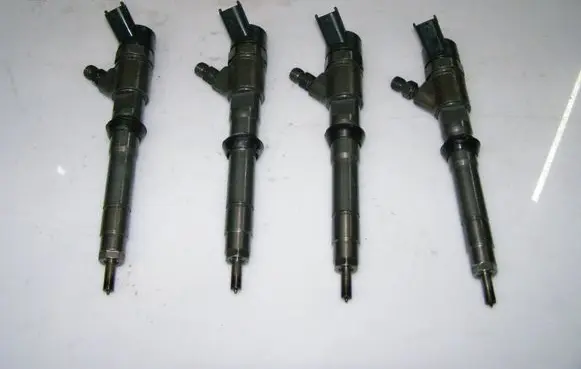 Iveco Daily 35 - 40.10 Fuel injectors set 504389545