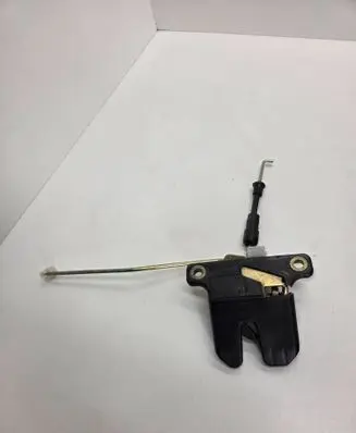 Audi A6 S6 C5 4B Tailgate/trunk/boot lock/catch/latch 3B5827505B 4B5827505B