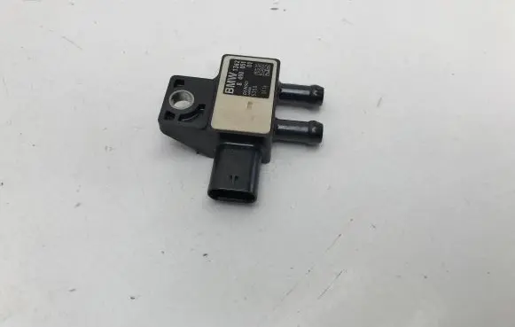 BMW 3 G20 G21 Exhaust pressure sensor 8490051