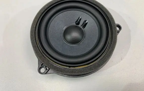 BMW 2 Active Tourer U06 Front door speaker 9354085