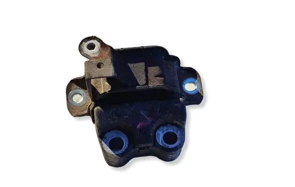Alfa Romeo Mito Gearbox mounting bracket 