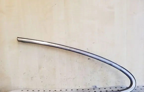 Honda CR-V Rear side glass trim 