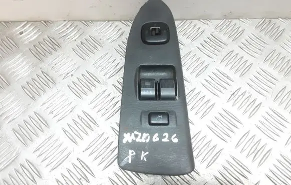 Mazda 626 Electric window control switch