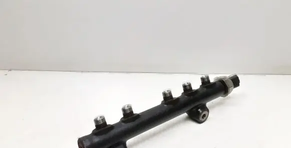 Fuel main line pipe