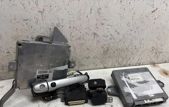 Toyota Prius (XW20) Engine ECU kit and lock set 8966147170 8999047023 626399000