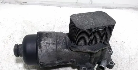 Mazda 3 I Oil filter mounting bracket 9651813980