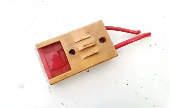 Audi A6 S6 C5 4B Fuse 8a0937530
