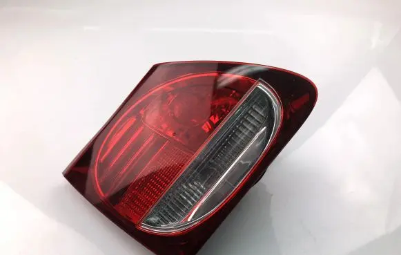 Lexus GS 300 350 430 450H Tailgate rear/tail lights