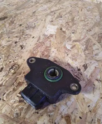 Volvo 940 Throttle valve position sensor 0280122001