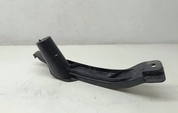 Volkswagen Golf V Front bumper mounting bracket 1K0807889B