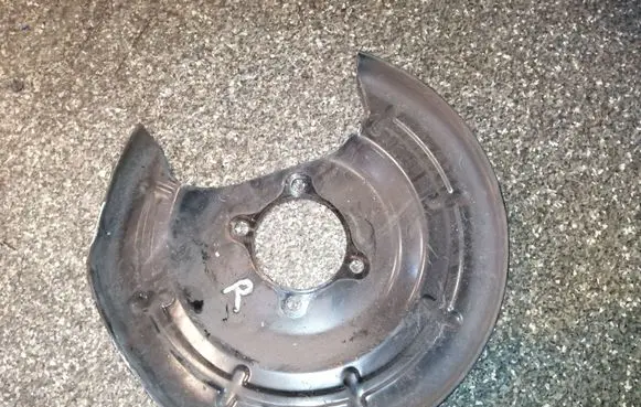 Opel Mokka X Rear brake disc plate dust cover 42453983