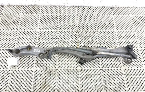 BMW 7 E65 E66 Front wiper linkage and motor 7078207