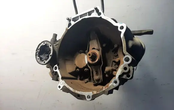 Volkswagen Polo V 6R Manual 6 speed gearbox MZK