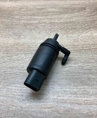 BMW X3 F25 Headlight washer pump 8377612