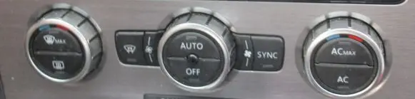 Volkswagen PASSAT B7 Climate control unit