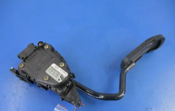 Ford Galaxy Accelerator throttle pedal 7M3721603B