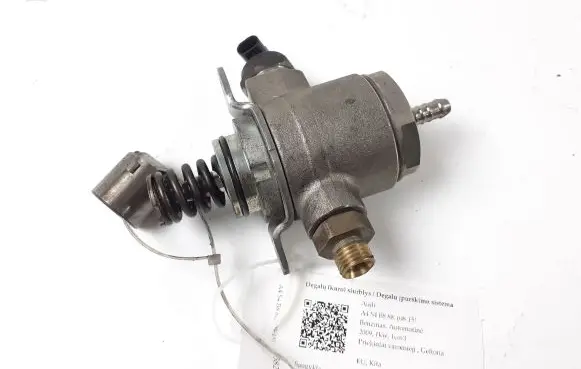 Audi A4 S4 B8 8K Fuel injection high pressure pump 06J127025E