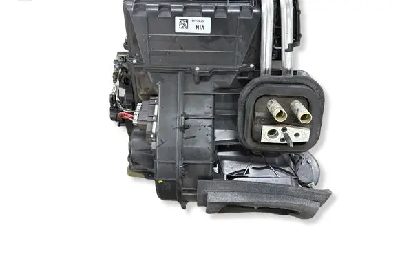 Ford Focus Interior heater climate box assembly BV6N18K418E