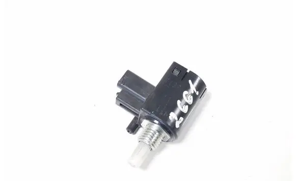Clutch pedal sensor