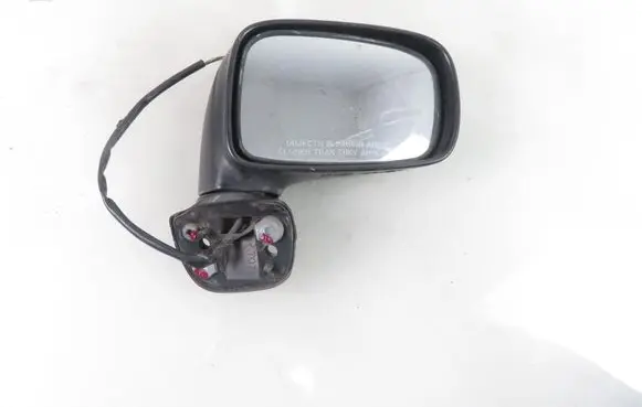 Suzuki Liana Front door electric wing mirror 