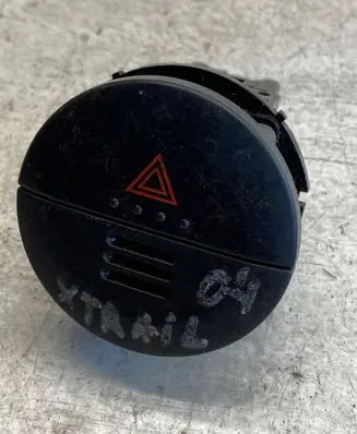 Nissan X-Trail T30 Hazard light switch 06016