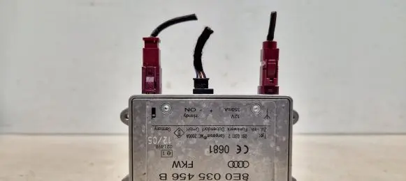 Audi A6 S6 C6 4F Antenna control unit 8e0035456b
