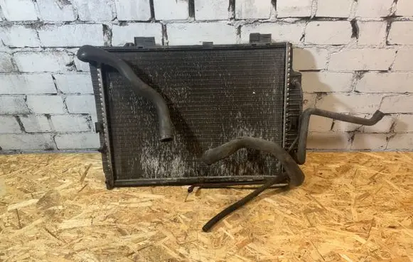 Mercedes-Benz E W210 Coolant radiator