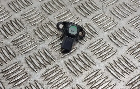 Mercedes-Benz Sprinter W906 Air pressure sensor A0051535028