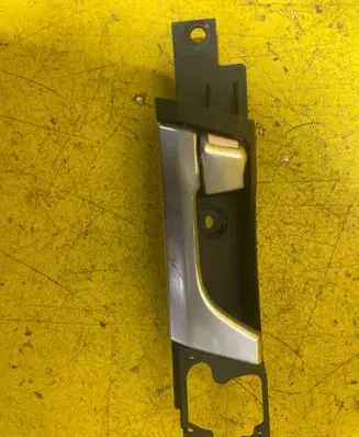 Chevrolet Captiva Rear door interior handle trim 