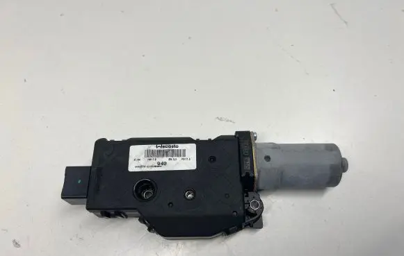 Alfa Romeo Stelvio Sunroof motor/actuator 1731171D 2926794J11 90170726E