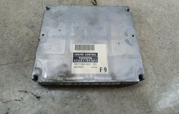 Toyota Corolla Verso E121 Engine control unit/module ECU 