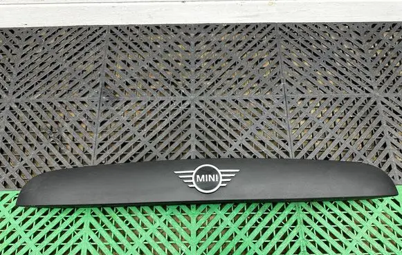 Mini One - Cooper F56 F55 Trunk door license plate light bar 7489754 19115610